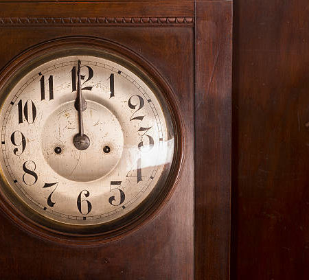 Restauration horloges Dijon : Les Horloges Vintage: Durables ou Pas?