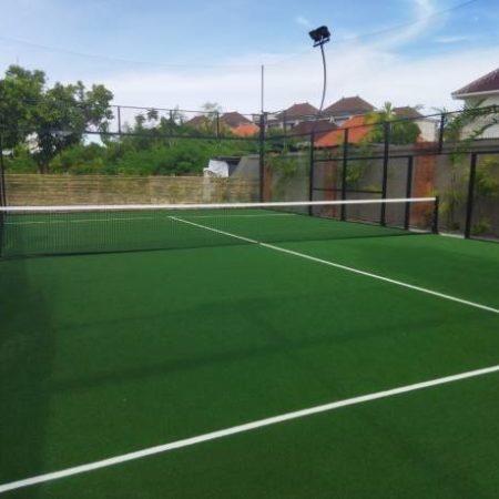 Comment une rénovation court de tennis en gazon synthétique à Paris peut-elle améliorer les performances sportives des joueurs ?