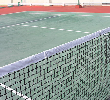 Pourquoi faire appel à un spécialiste pour la construction terrain de tennis en béton poreux Mougins ?