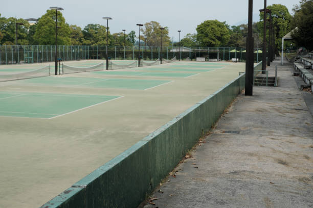 Construction d'un terrain de tennis en béton poreux à Nice