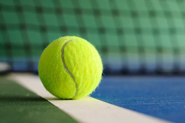 Construction d'un terrain de tennis à Saint-Tropez