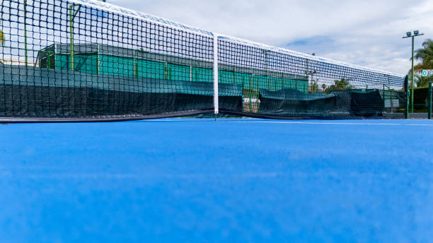 Construction d'un court de tennis à Nice
