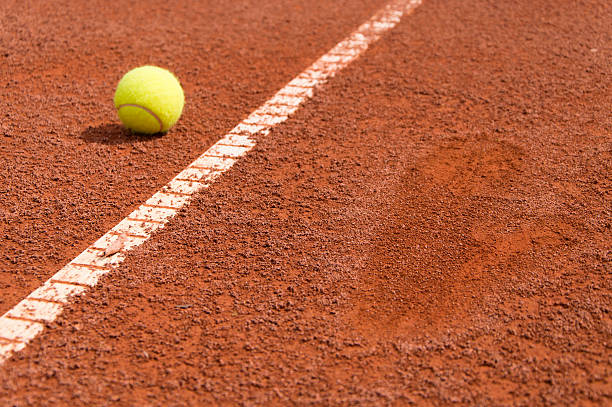 Construction d'un court de tennis à Saint-Raphaël