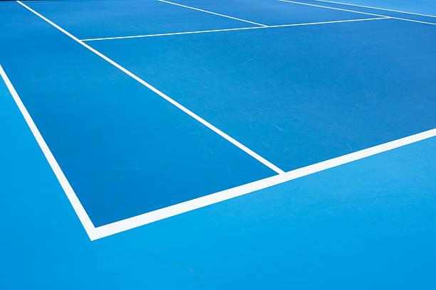 Construction d'un court de tennis à Saint-Raphaël