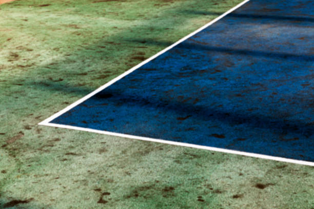 Construction d'un court de tennis à Saint-Raphaël
