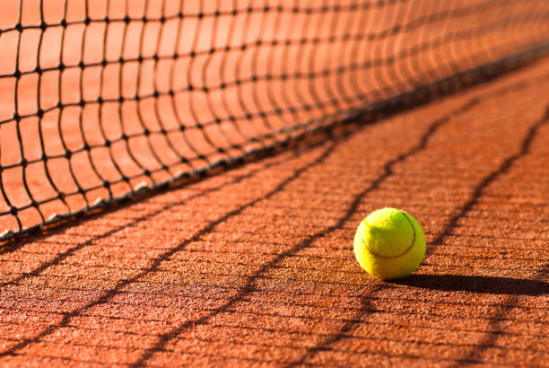 Construction d'un court de tennis à Toulon