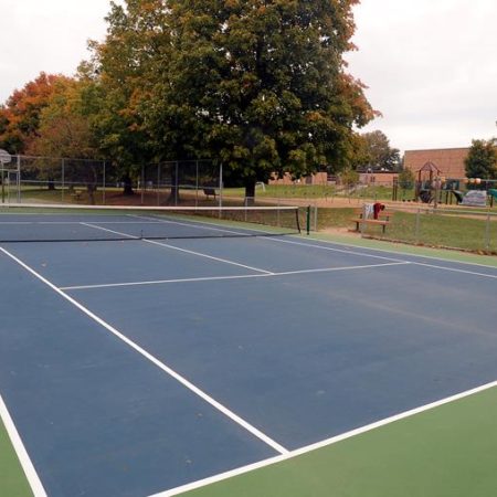 Pourquoi la construction de courts de tennis en béton poreux à Lyon est-elle un choix populaire pour les promoteurs ?