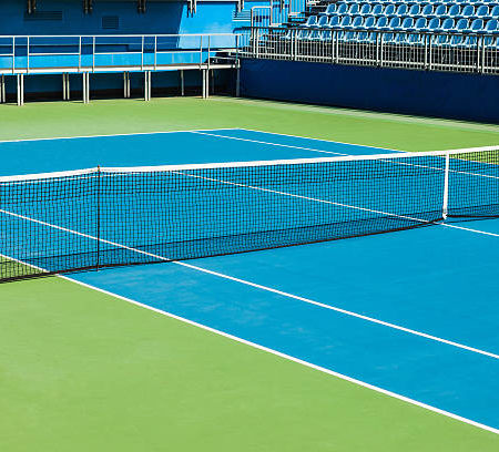 Pourquoi des fondations solides sont-elles essentielles pour un court de tennis à Saint-Raphaël ?
