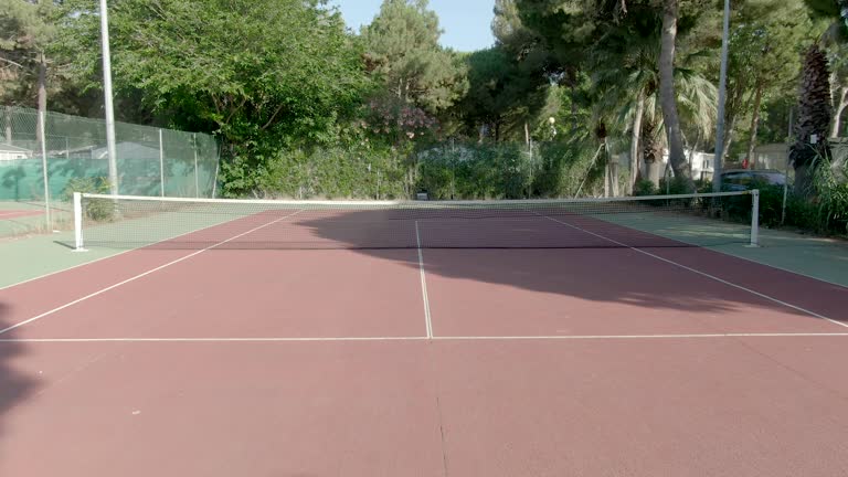 Construction d'un court de tennis à Cannes