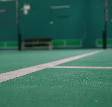 Comment choisir l’emplacement idéal pour la construction de votre terrain de tennis à Nice ?