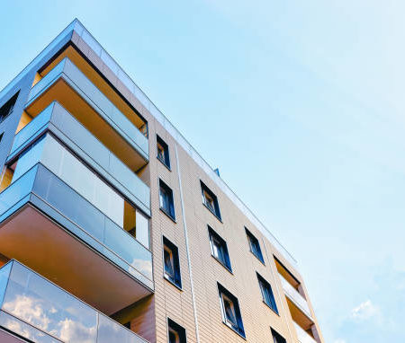 Quels sont les mécanismes utilisés par les promoteurs immobiliers à Lyon pour anticiper les besoins des investisseurs en 2025 ?