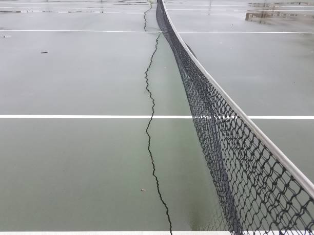 Construction d'un terrain de tennis en béton poreux à Saint-Raphaël