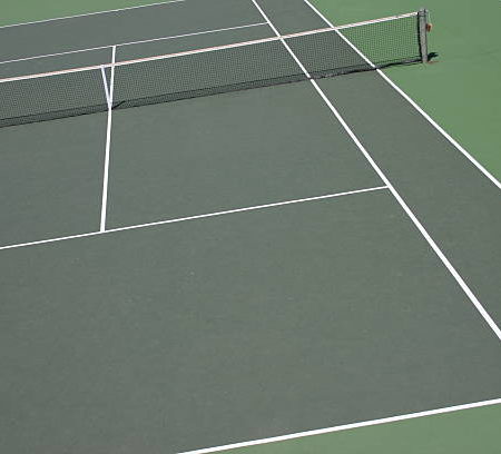 Pourquoi est-il avantageux d’utiliser des matériaux écologiques pour la Construction d’un court de tennis en béton poreux à Cannes ?