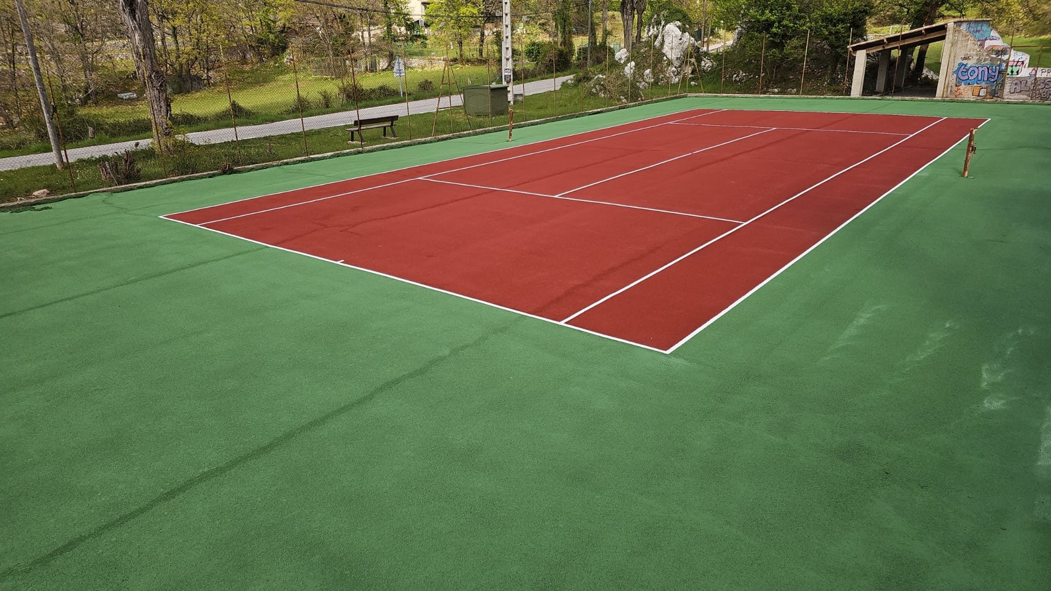 Construction court de tennis en béton poreux Nice